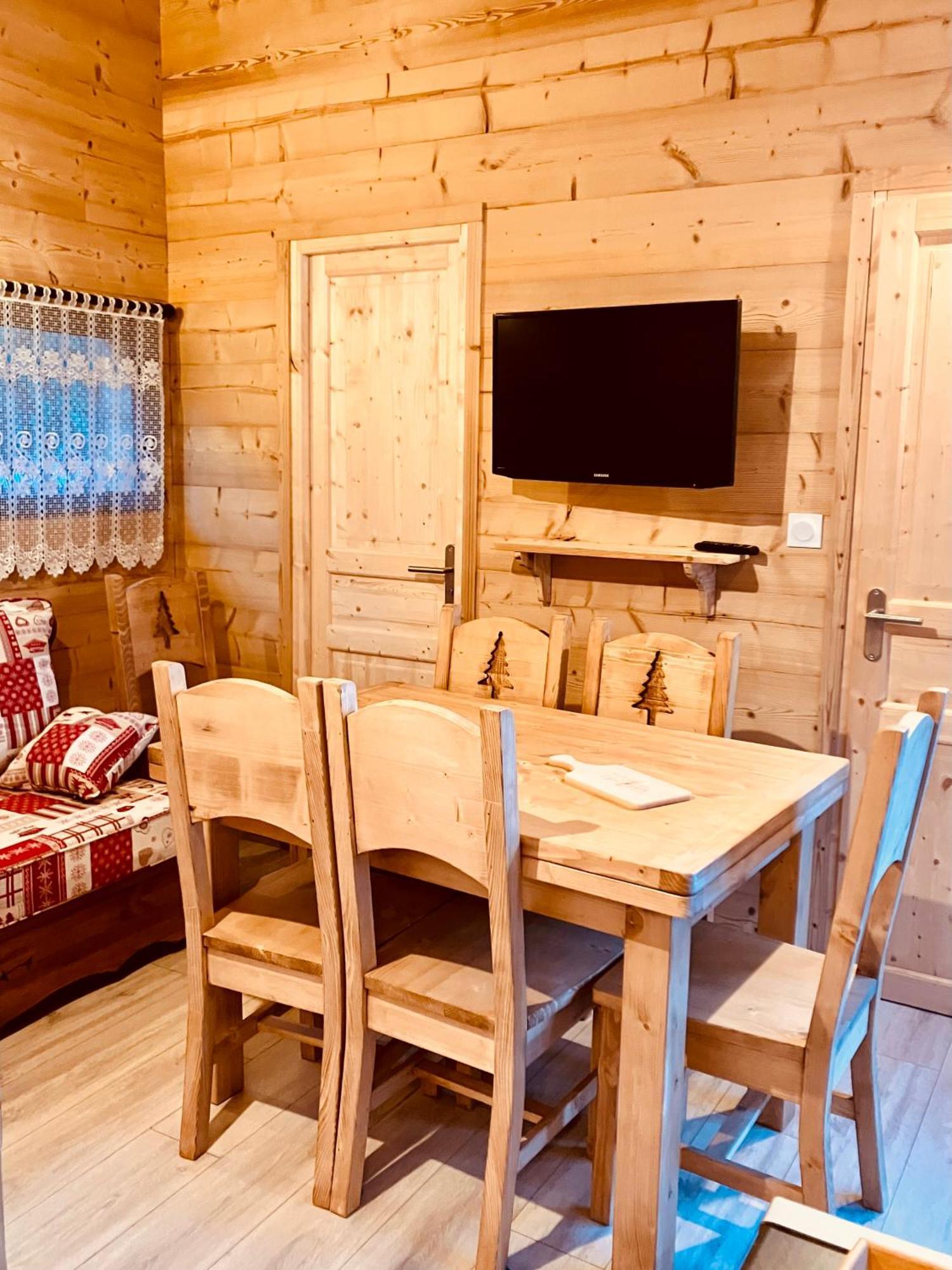 Camping L'Enclave Mobil-Home Estavar Экстерьер фото